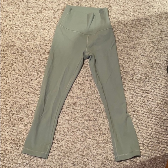 Lululemon leggings.